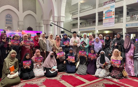 Program World #QuranHour